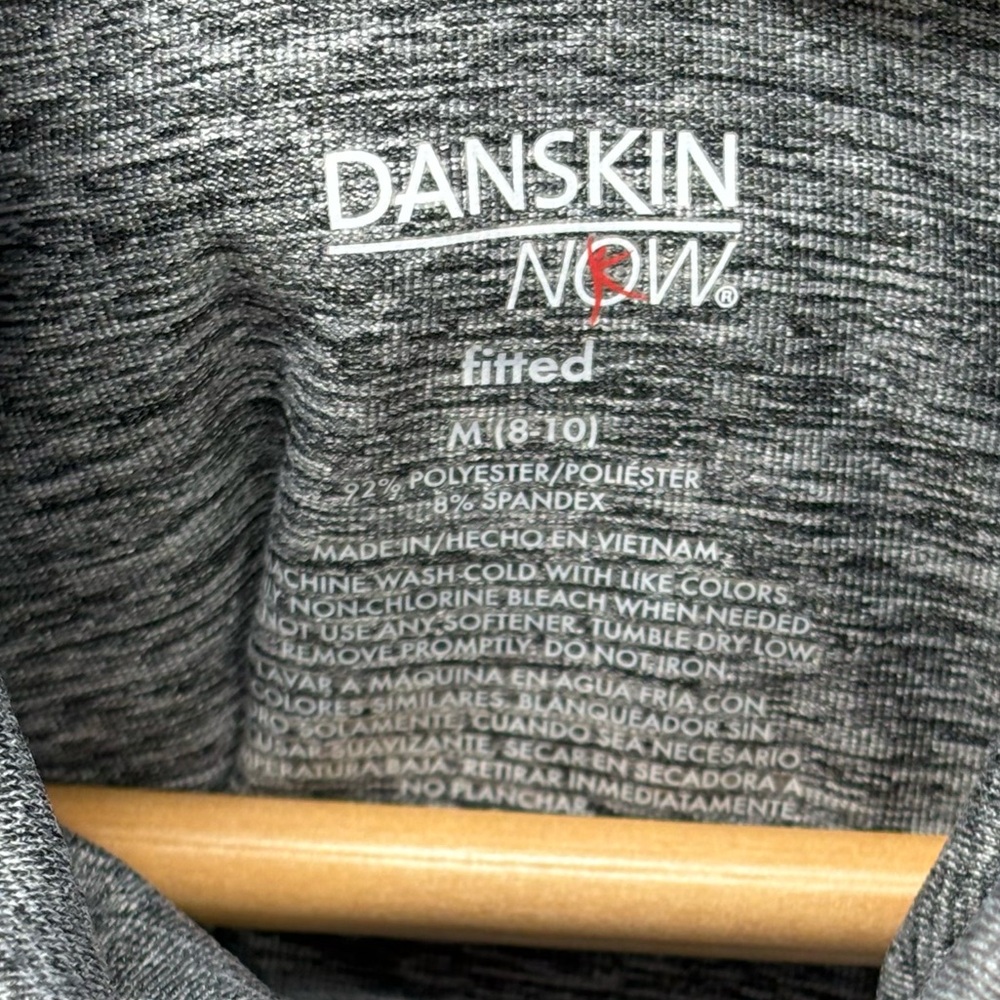 4/$25 Danskin Now fitted women’s Size M cowl neck Long-sleeve Dri-More - Picture 4 of 6